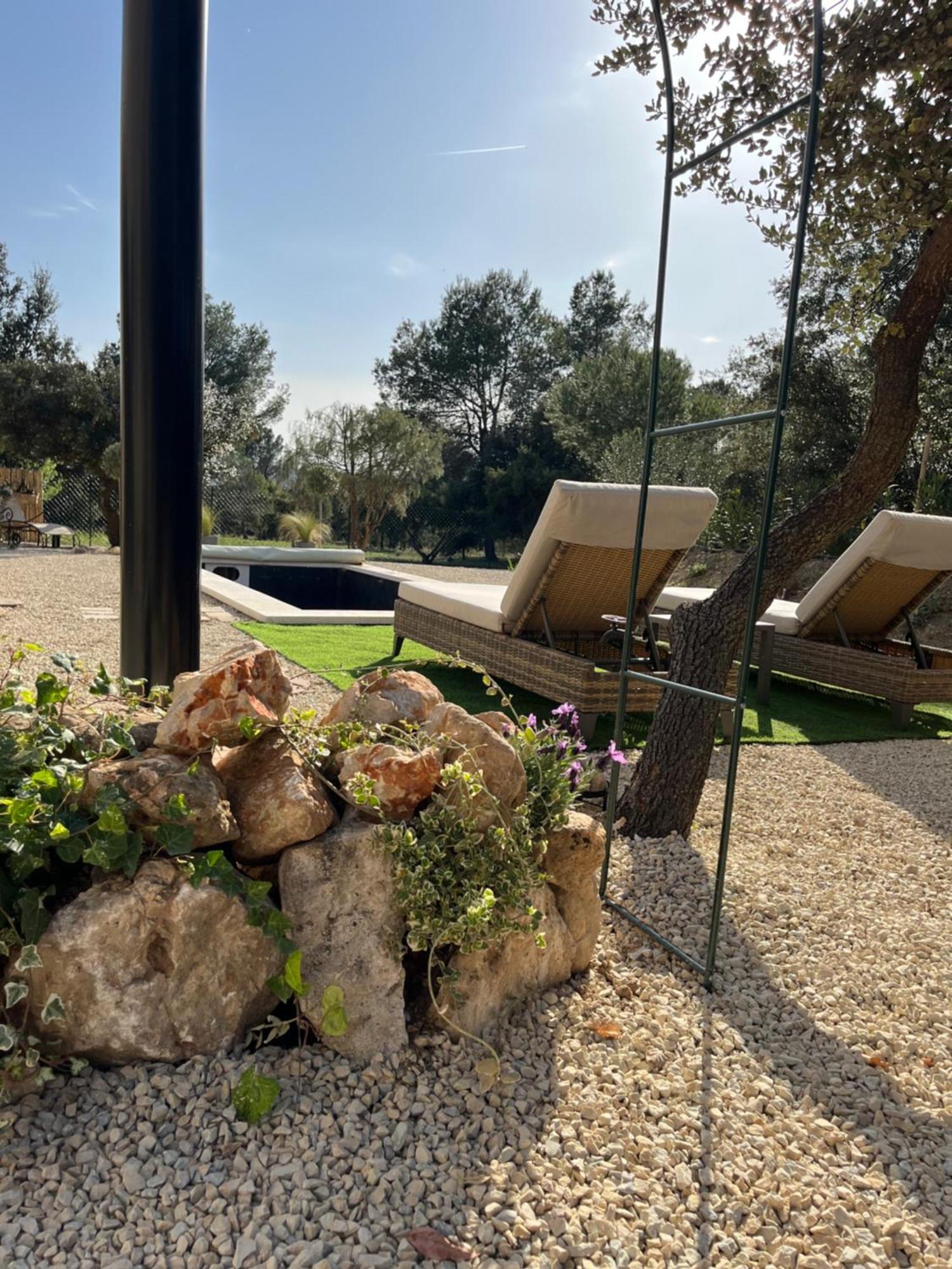 L'Amanderaie Piscine Privee A Cote De Lourmarin Luberon Apartment กาเดอเนต์ ภายนอก รูปภาพ